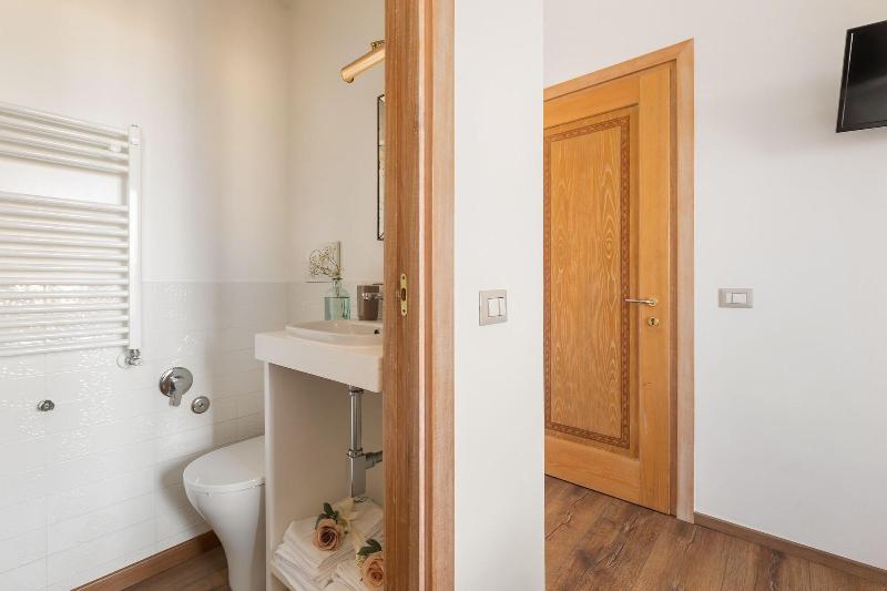 Guest House Maison 6 image