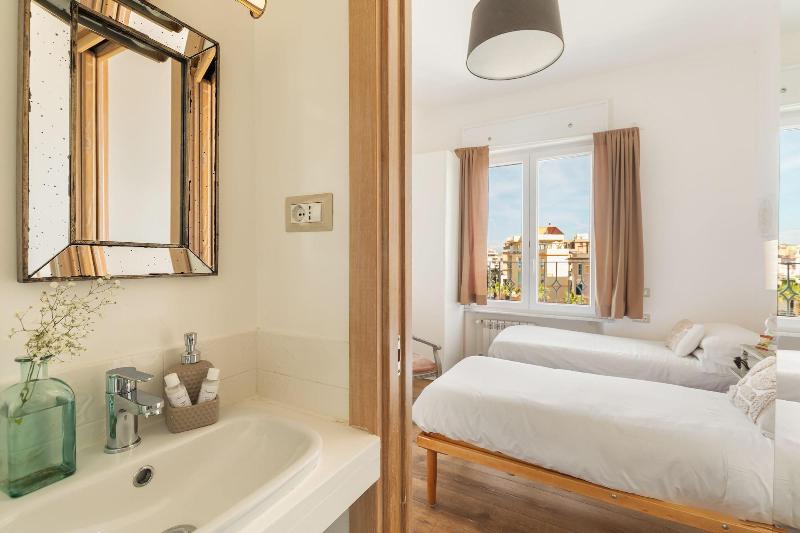 Guest House Maison 6 image
