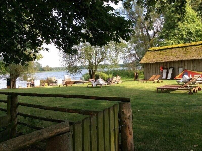 Seehotel Am Neuklostersee image