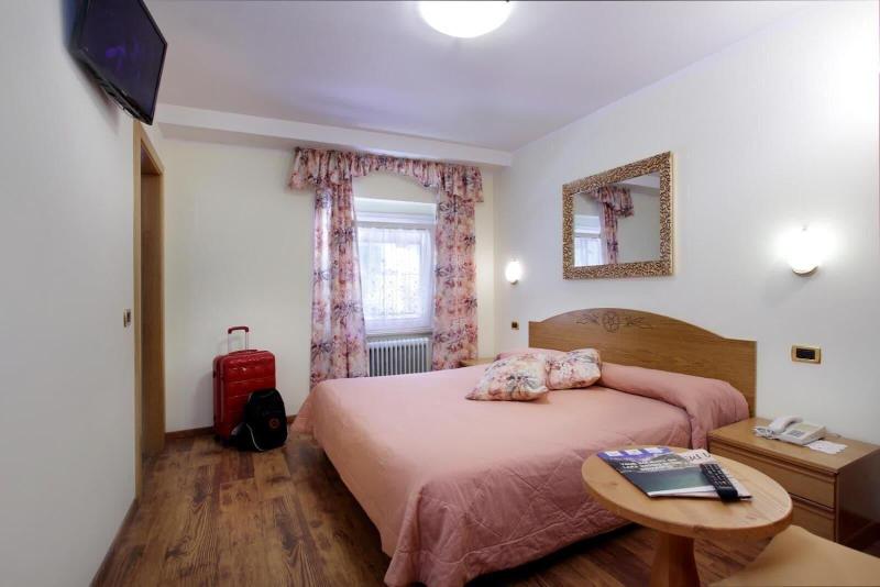 Hotel Olympia - Image 9