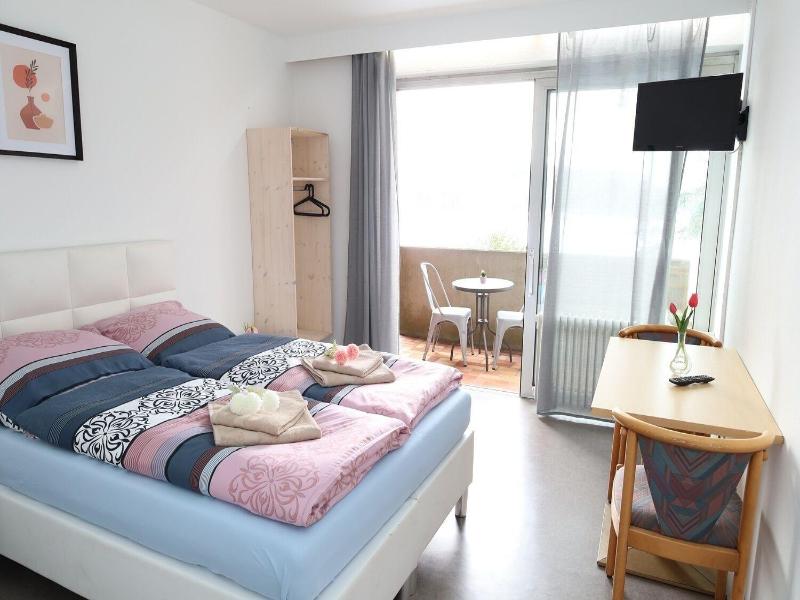 Pension Highway 3 Sennestadt-Bielefeld image