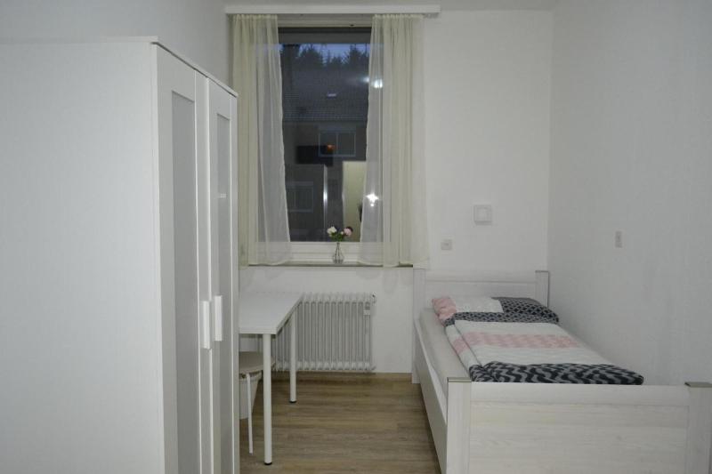 Pension Highway 3 Sennestadt-Bielefeld image