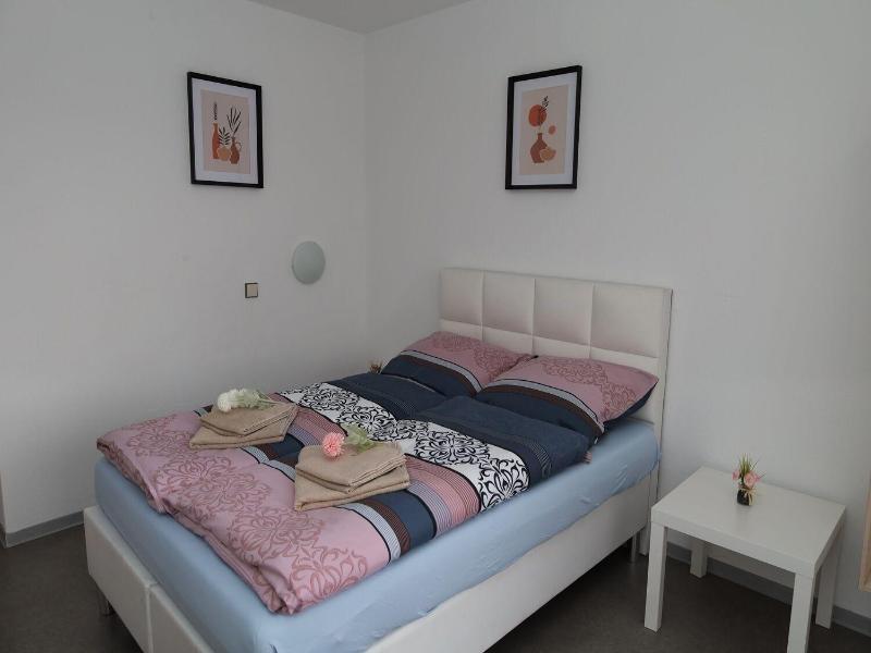 Pension Highway 3 Sennestadt-Bielefeld image