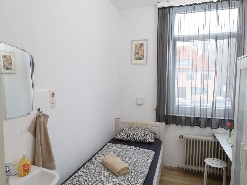 Pension Highway 3 Sennestadt-Bielefeld image