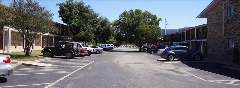 Ranch House Inn And Suites image