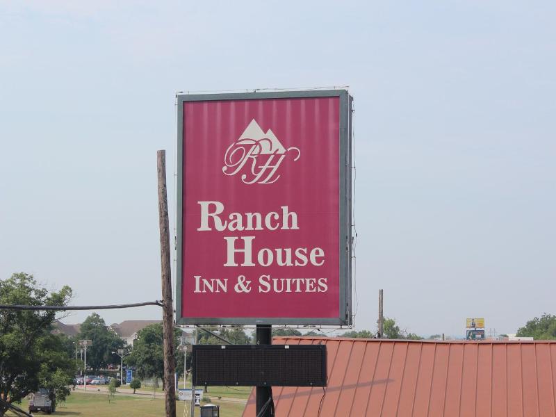 Ranch House Inn And Suites image