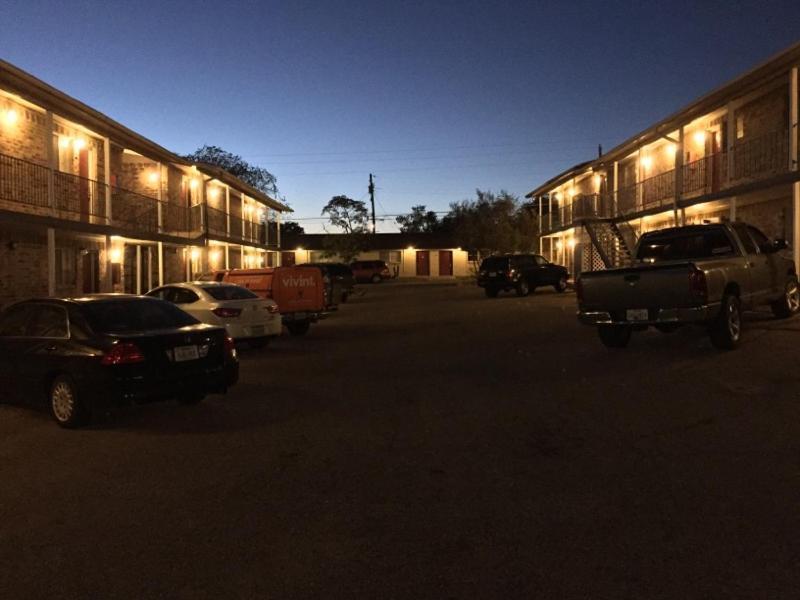 Ranch House Inn And Suites image
