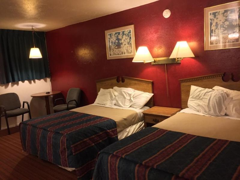 Ranch House Inn And Suites image