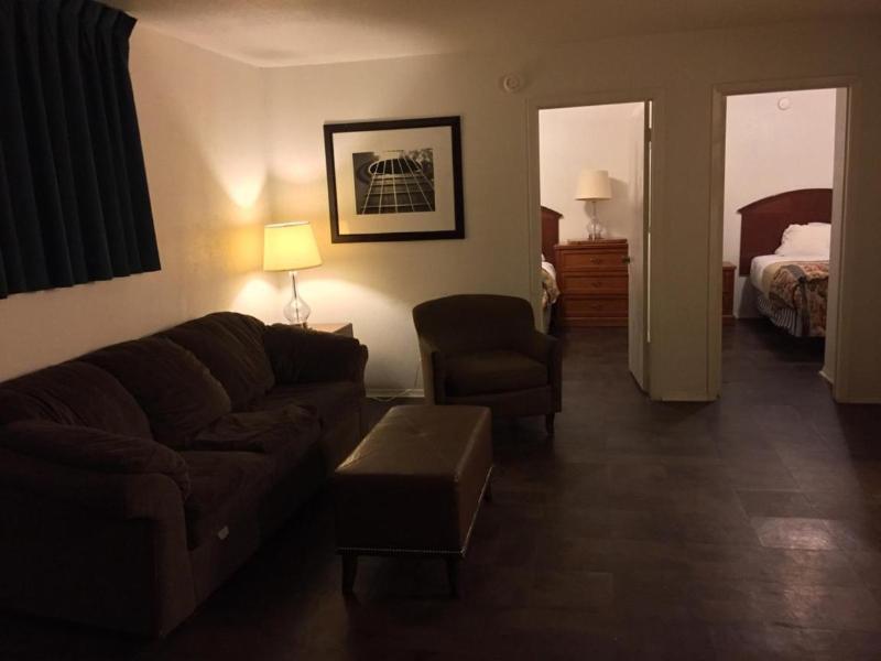 Ranch House Inn And Suites image