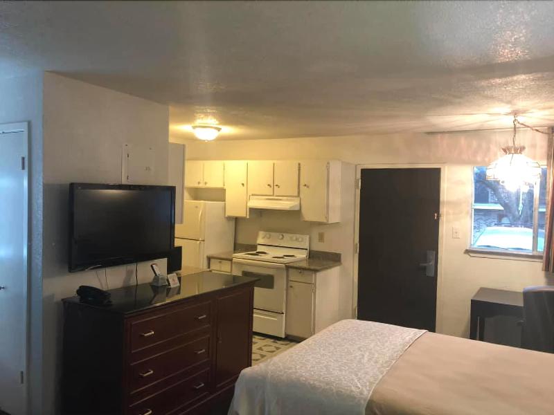 Ranch House Inn And Suites image