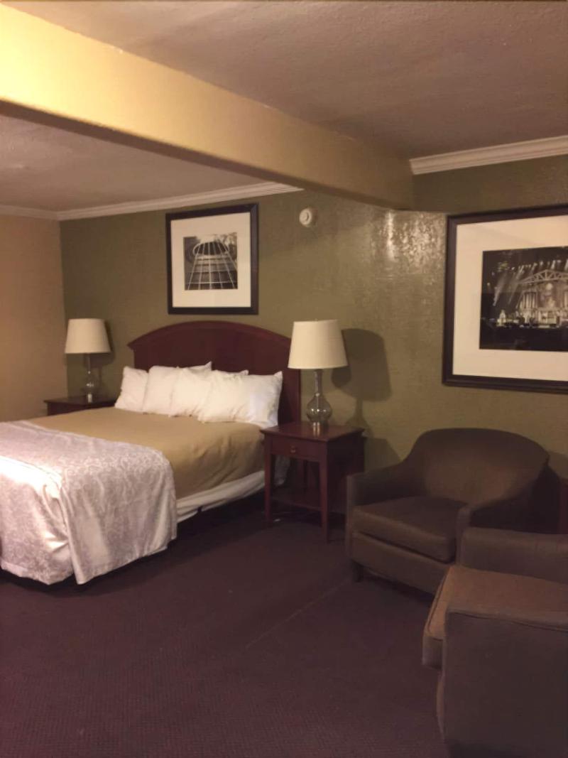 Ranch House Inn And Suites image