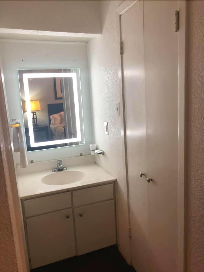 Ranch House Inn And Suites image