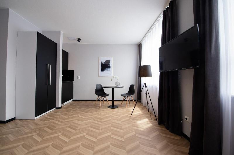 V Business Living Appartment image