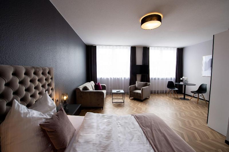 V Business Living Appartment image