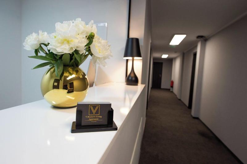 V Business Living Appartment image