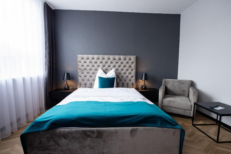 V Business Living Appartment image