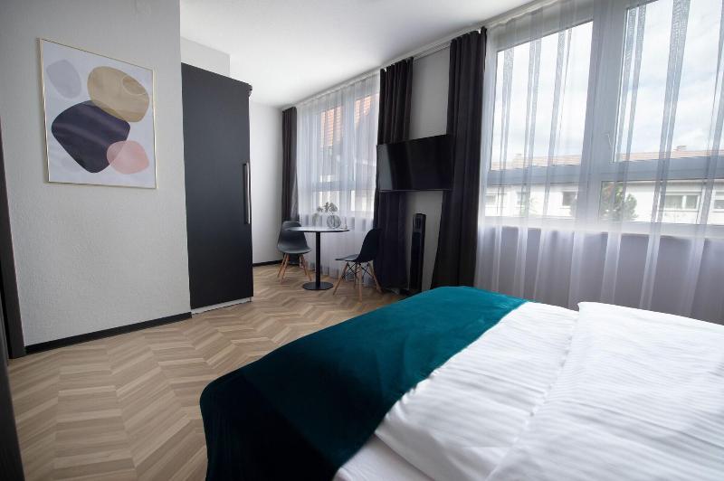 V Business Living Appartment image
