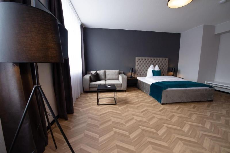 V Business Living Appartment image
