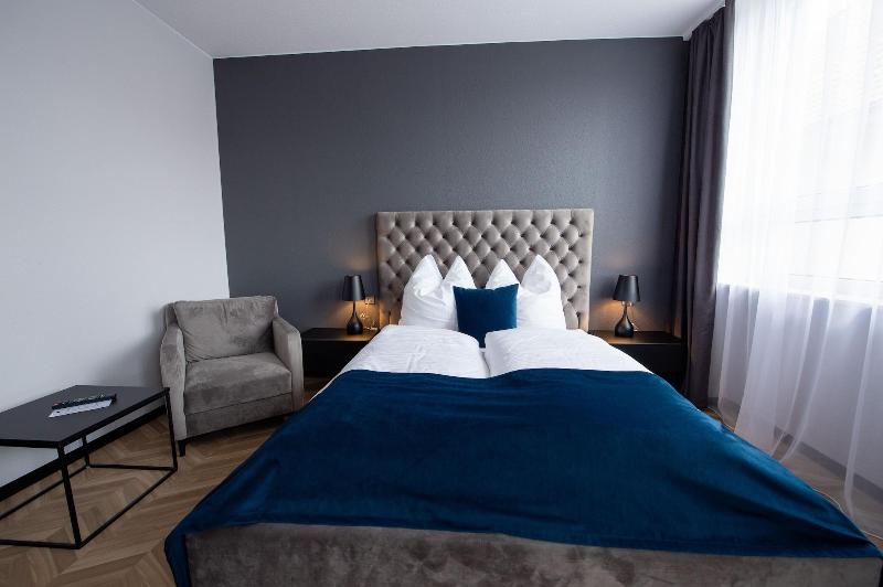 V Business Living Appartment image