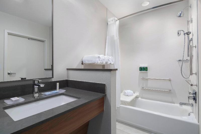 Fairfield Inn & Suites Kenosha Pleasant Prairie image