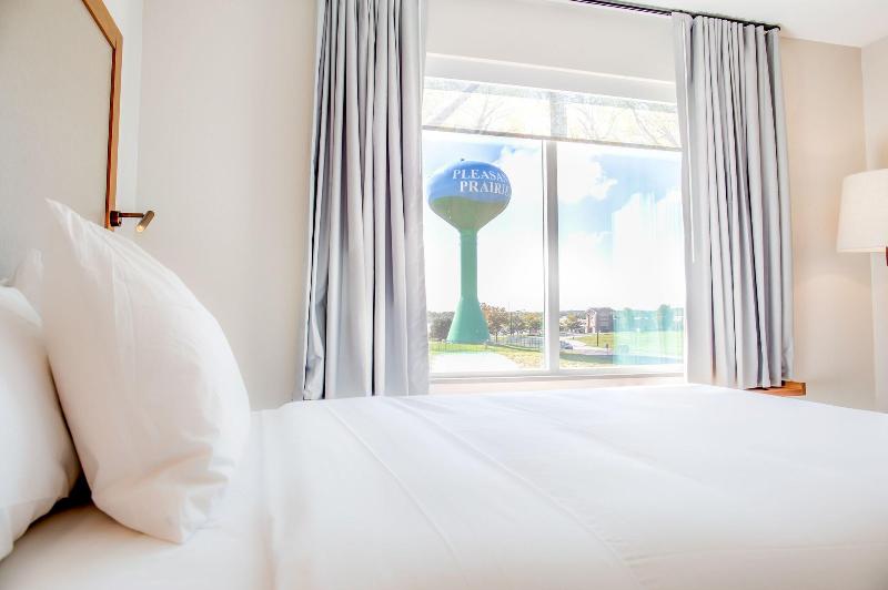 Fairfield Inn & Suites Kenosha Pleasant Prairie image