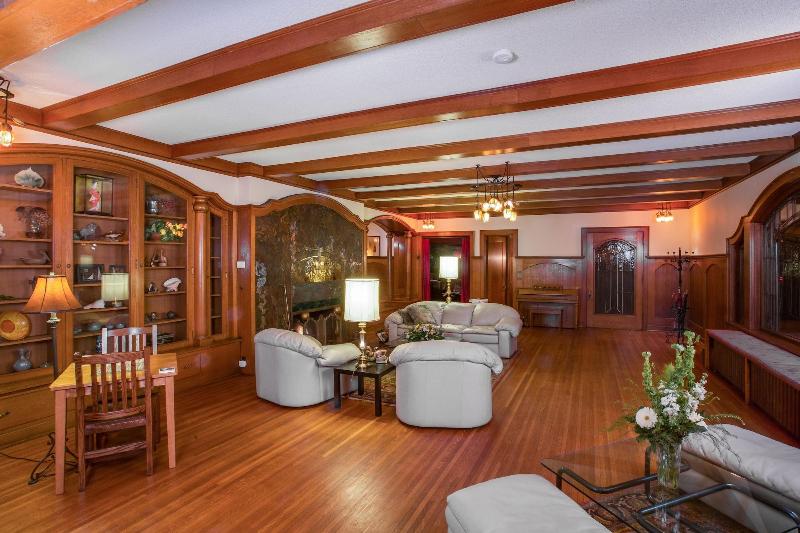 Stewart Inn image