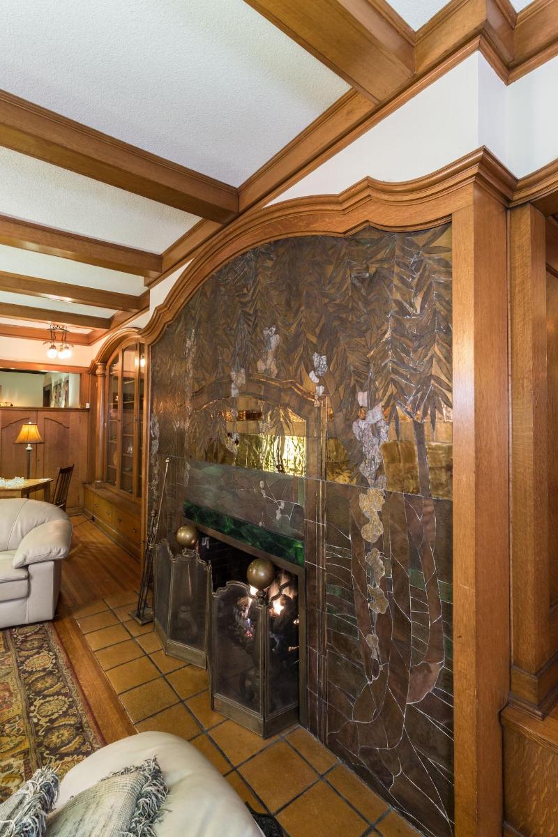 Stewart Inn image
