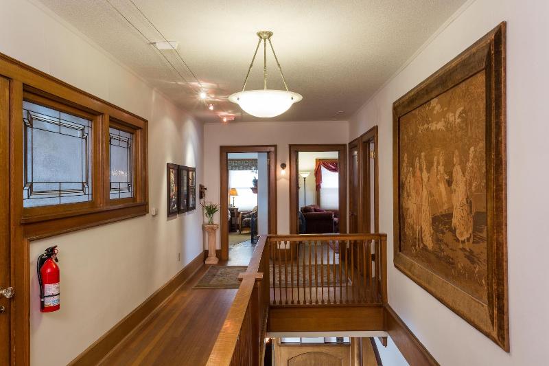 Stewart Inn image