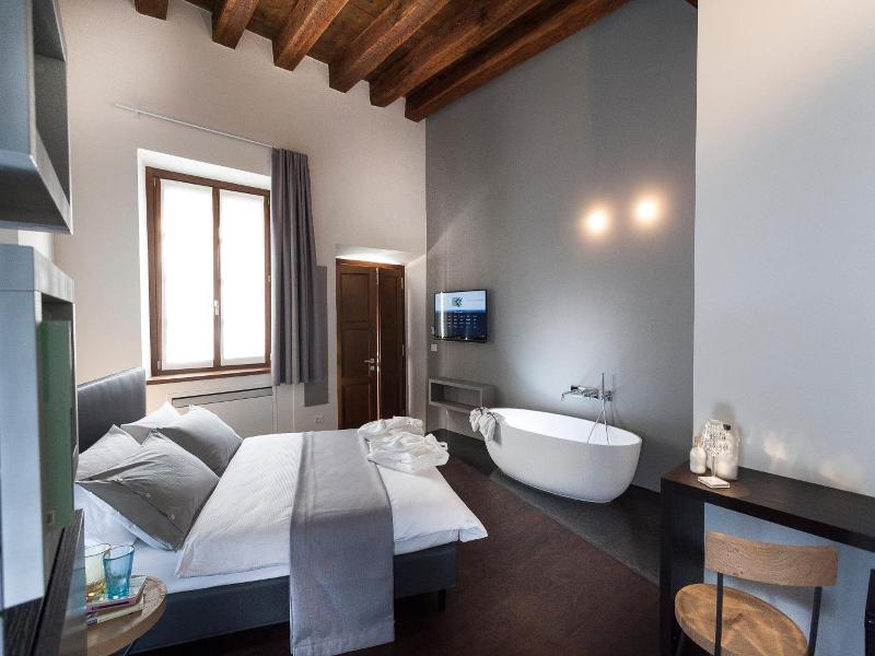Casa Alla Lega image