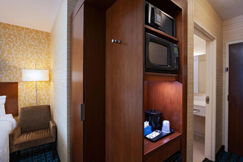Fairfield Inn & Suites by Marriott Houston Richmon image