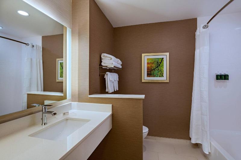 Fairfield Inn & Suites by Marriott Houston Richmon image