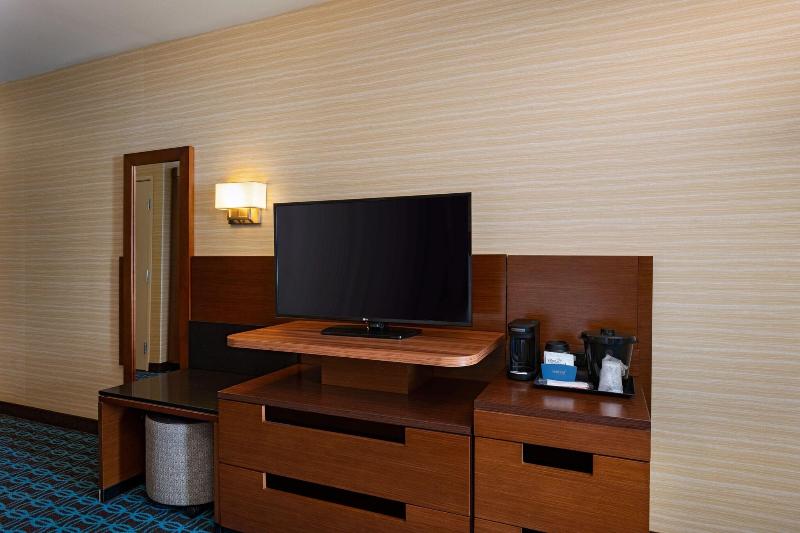 Fairfield Inn & Suites by Marriott Houston Richmon image