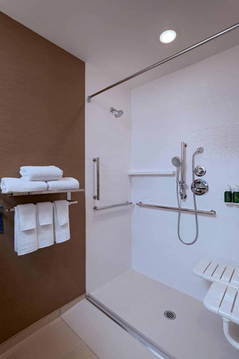 Fairfield Inn & Suites by Marriott Houston Richmon image