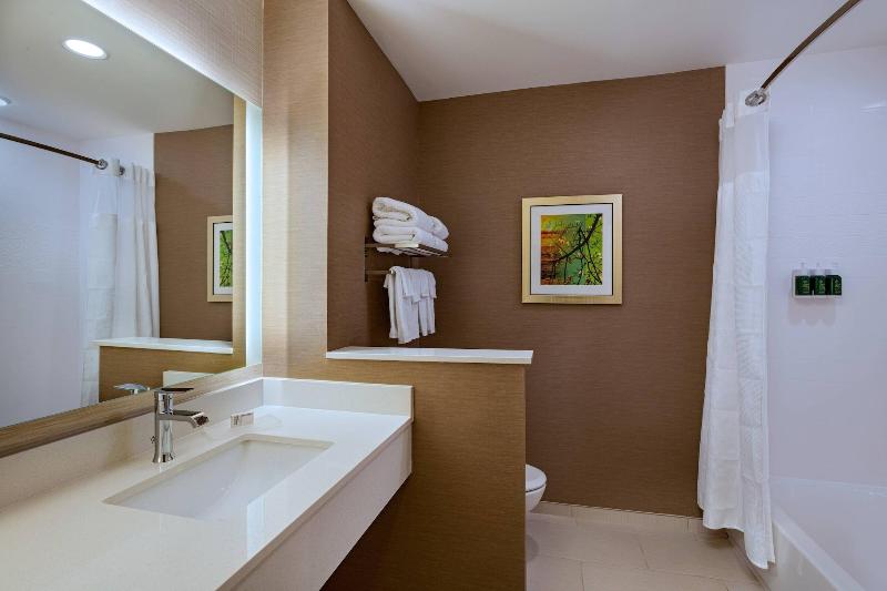 Fairfield Inn & Suites by Marriott Houston Richmon image