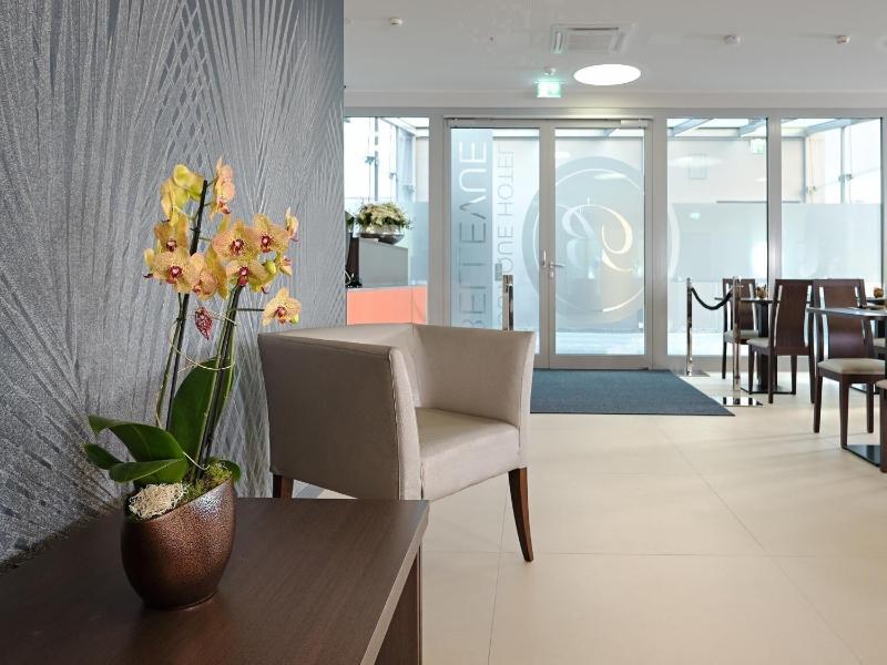 Boutique Hotel Bellevue image