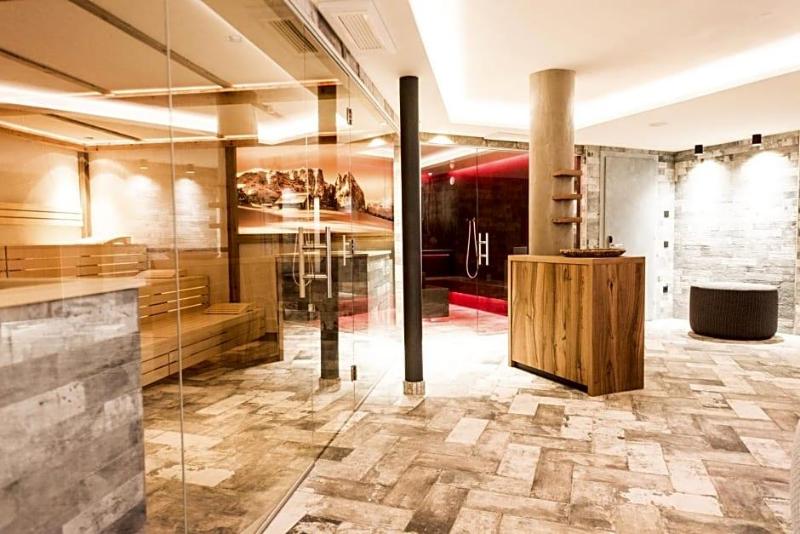 Hotel Pinei Nature & Spirit image