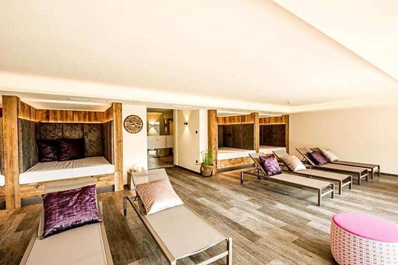 Hotel Pinei Nature & Spirit image