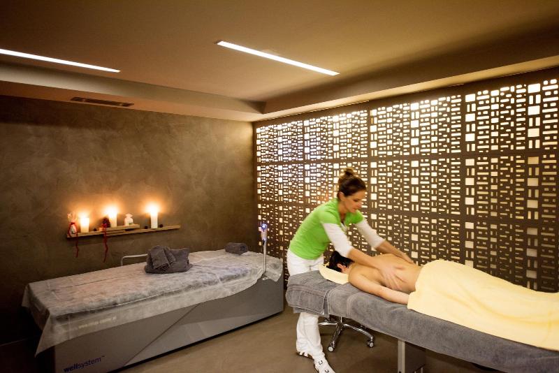 Hotel Pinei Nature & Spirit image
