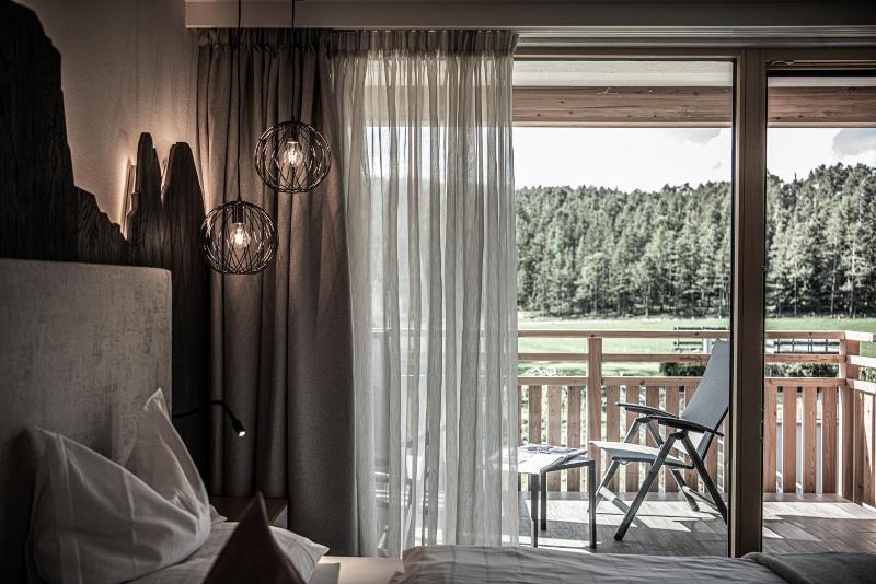 Hotel Pinei Nature & Spirit image