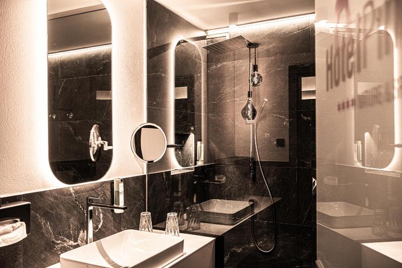 Hotel Pinei Nature & Spirit image