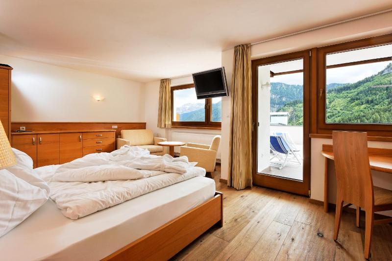 Hotel Pinei Nature & Spirit image