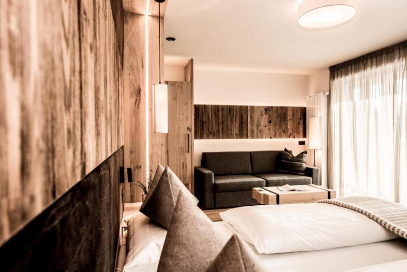 Hotel Pinei Nature & Spirit image