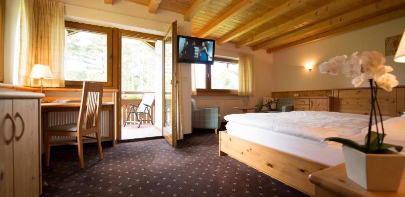 Hotel Pinei Nature & Spirit image