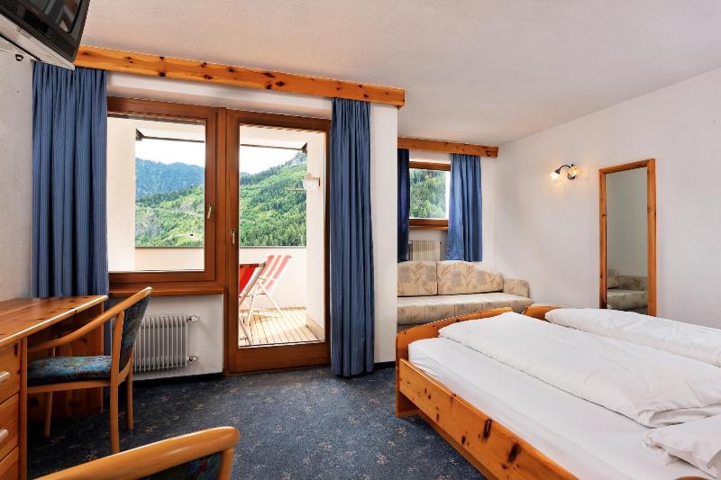 Hotel Pinei Nature & Spirit image