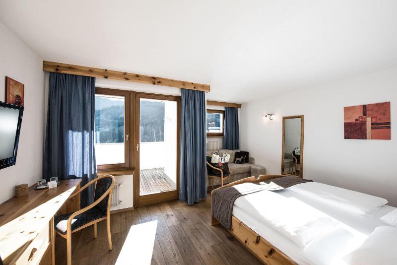 Hotel Pinei Nature & Spirit image