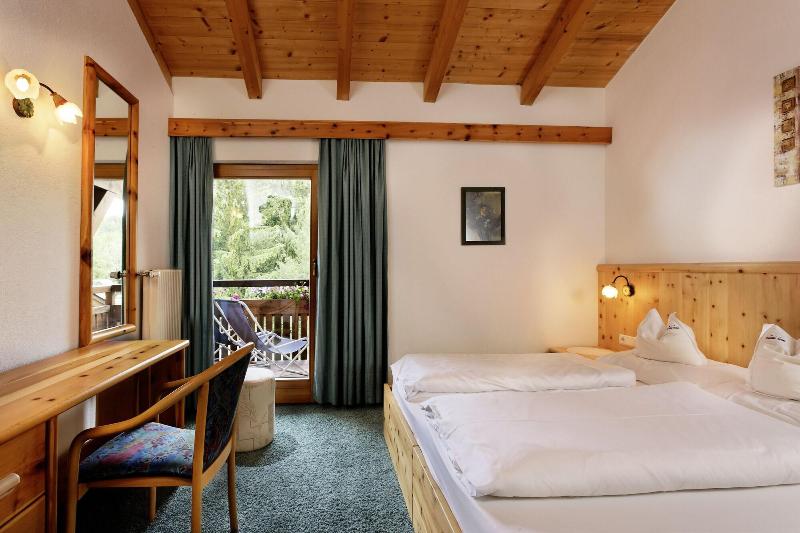Hotel Pinei Nature & Spirit image