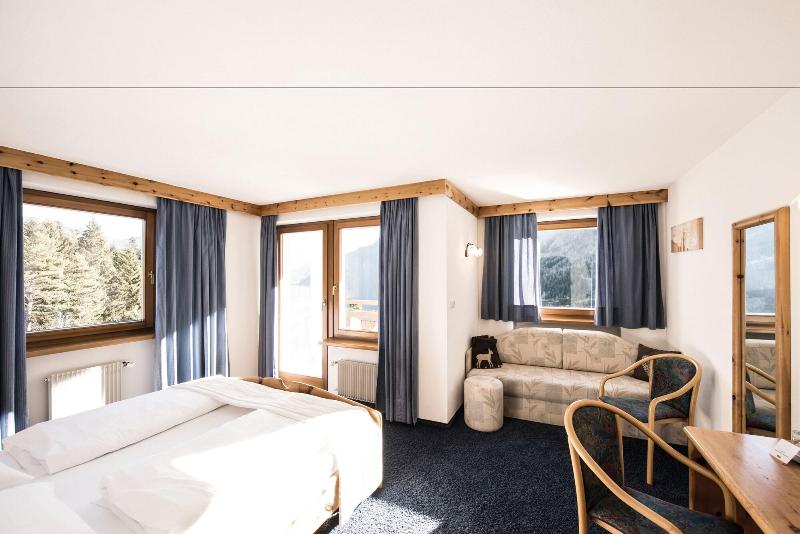 Hotel Pinei Nature & Spirit image