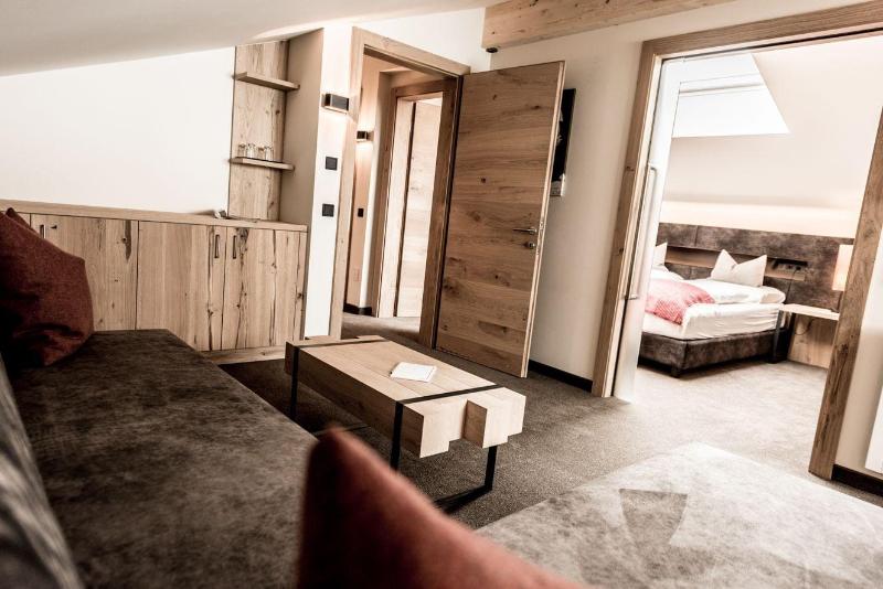 Hotel Pinei Nature & Spirit image