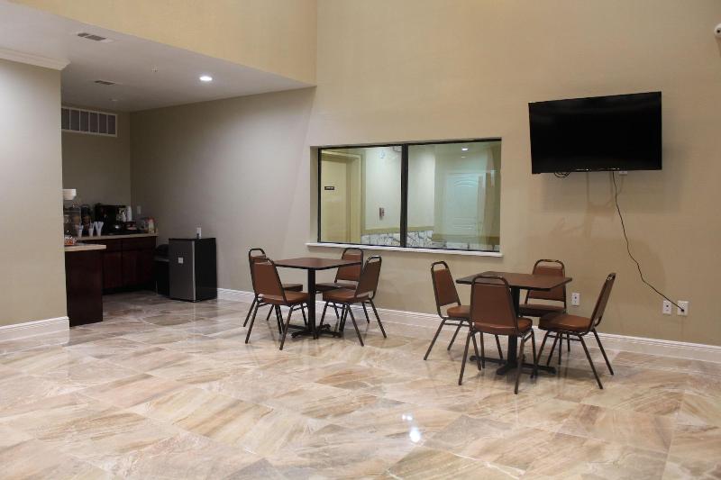 Express Inn & Suites - Bush Airport image
