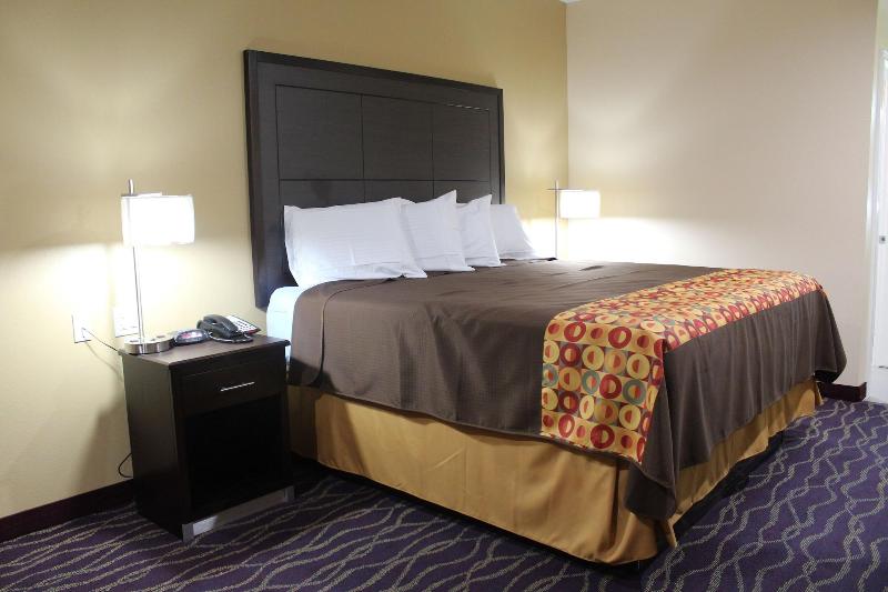 Express Inn & Suites - Bush Airport image